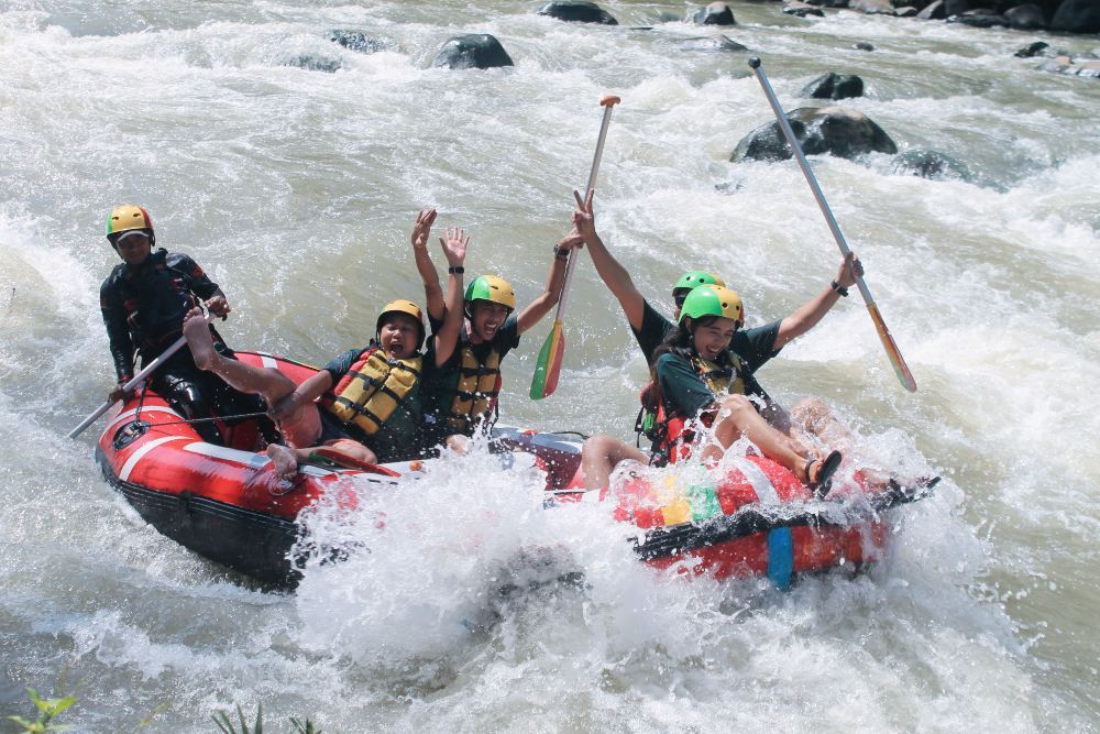  Kotta Go Hotel Yogyakarta Luncurkan Paket Promo Rafting di Sungai Elo