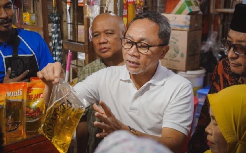  Mendag Zulhas Sebut Harga Cabai Merah di Padang Lebih Tinggi dari Pulau Jawa