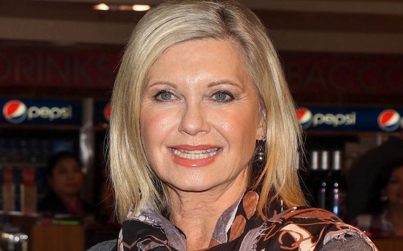  Profil Olivia Newton John, Melejit di Film Grease Bareng John Travolta