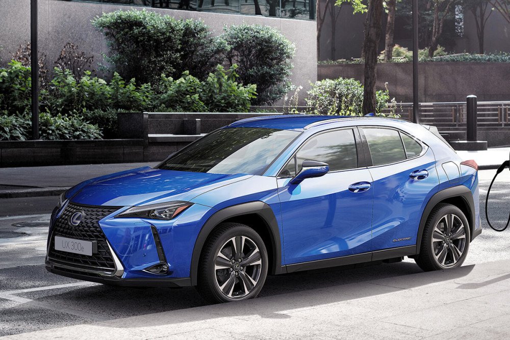  143 Unit Mobil Listrik Lexus UX300e Manjakan Delegasi G20 di Bali