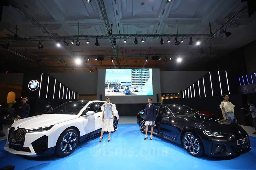  BMW Indonesia Hadirkan Teknologi dan Inovasi Kendaraan Listrik Terdepan di Ajang GIIAS 2022