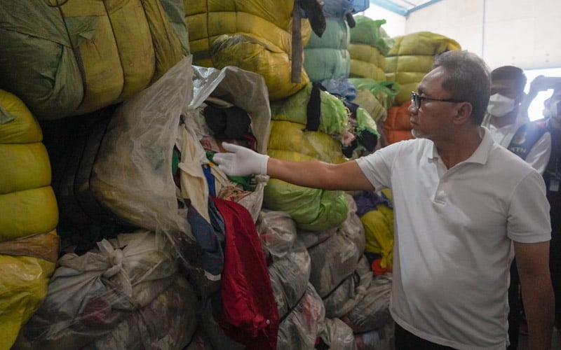  Mendag: 750 Bal Baju Bekas Impor Masuk dari Pelabuhan Tarakan