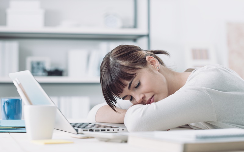  Kelamaan Tidur Siang Berbahaya untuk Jantung Anda