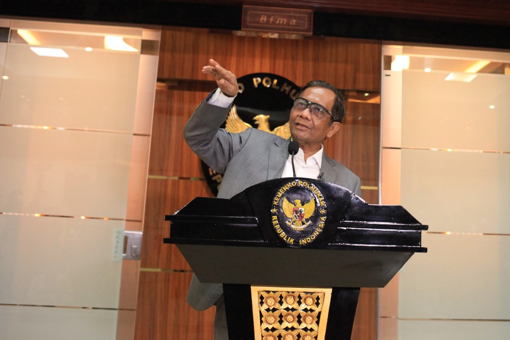 Politikus PDI Sebut Mahfud MD 'Menteri Komentator' Berujung Laporan ke MKD