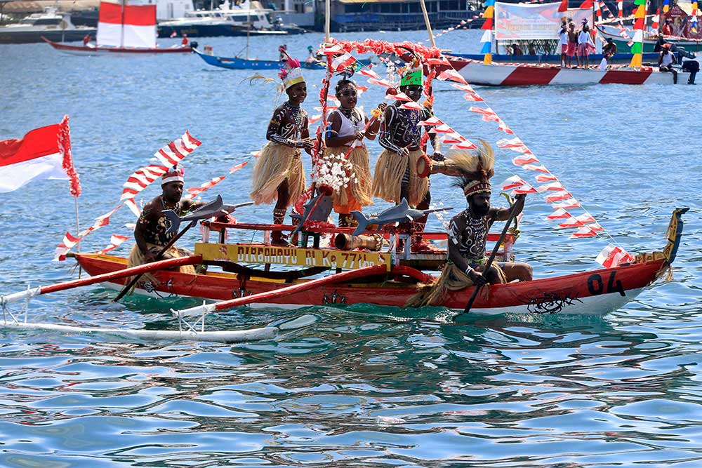  Nelayan di Papua Meriahkan Lomba Perahu Hias di Teluk Humbolt Kota Jayapura