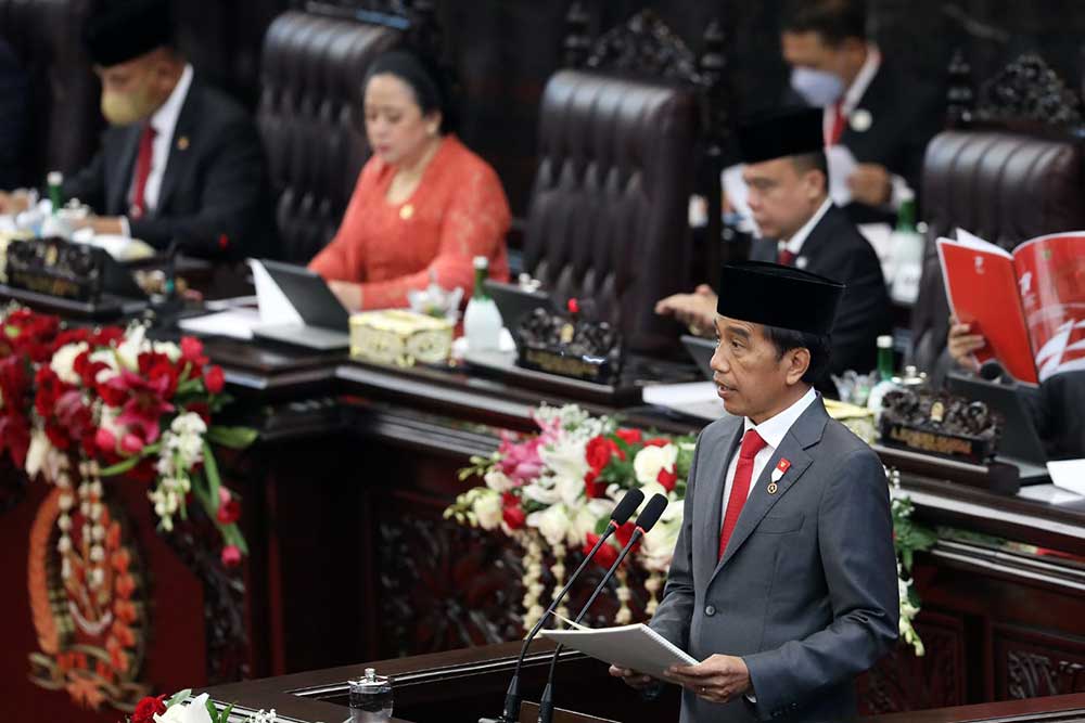  Hati-hati Pak Jokowi, Ekonom Beberkan Tantangan APBN Tahun Depan