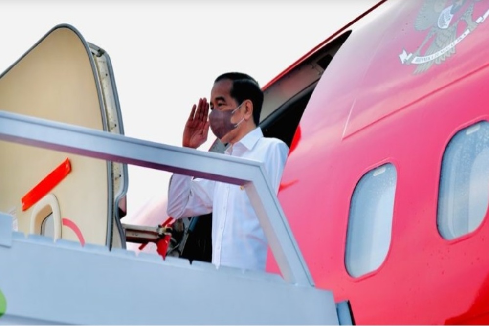 Serahkan sertifikat tanah untuk warga Sidoarjo, Jokowi pesankan beberapa hal/ setkab.go.id