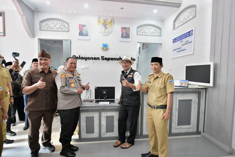  Gubernur Jawa Barat Ridwan Kamil Dorong Kepala Desa Melek Digital