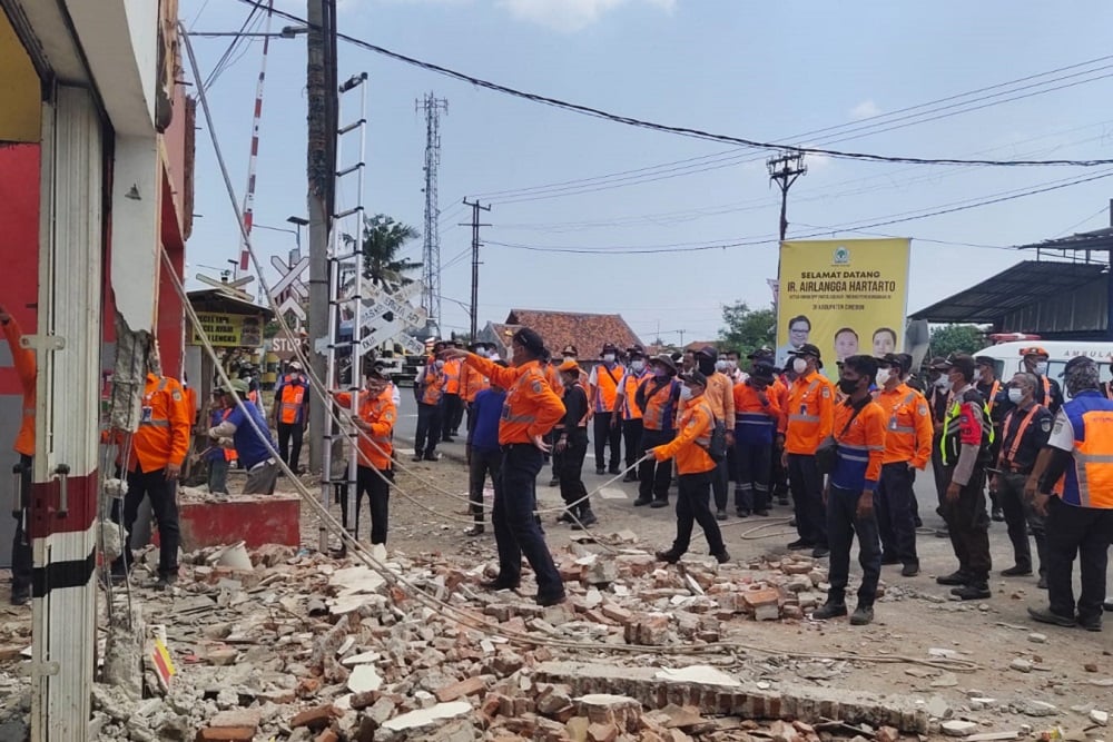  Daop 3 Cirebon Tertibkan Aset di Desa Kanci Kulon