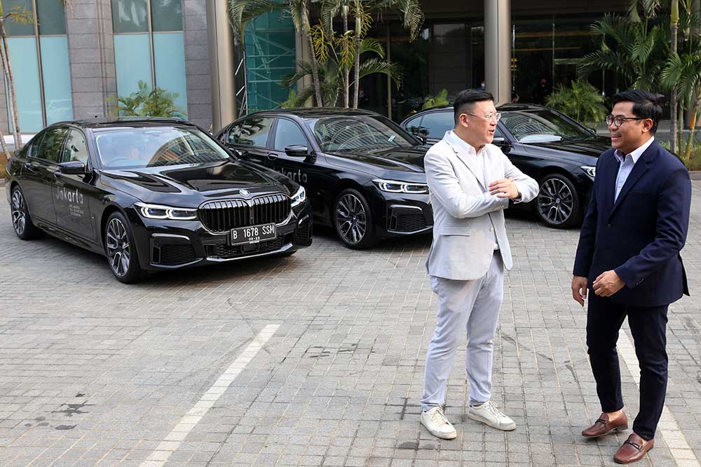  BMW Indonesia Serahkan Tujuh Mobil BMW 730Li M Sport Untuk VIPMobility Partner Art Jakarta