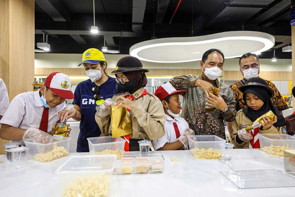  Garudafood Salurkan Beasiswa Pendidikan Anak Prasejahtera