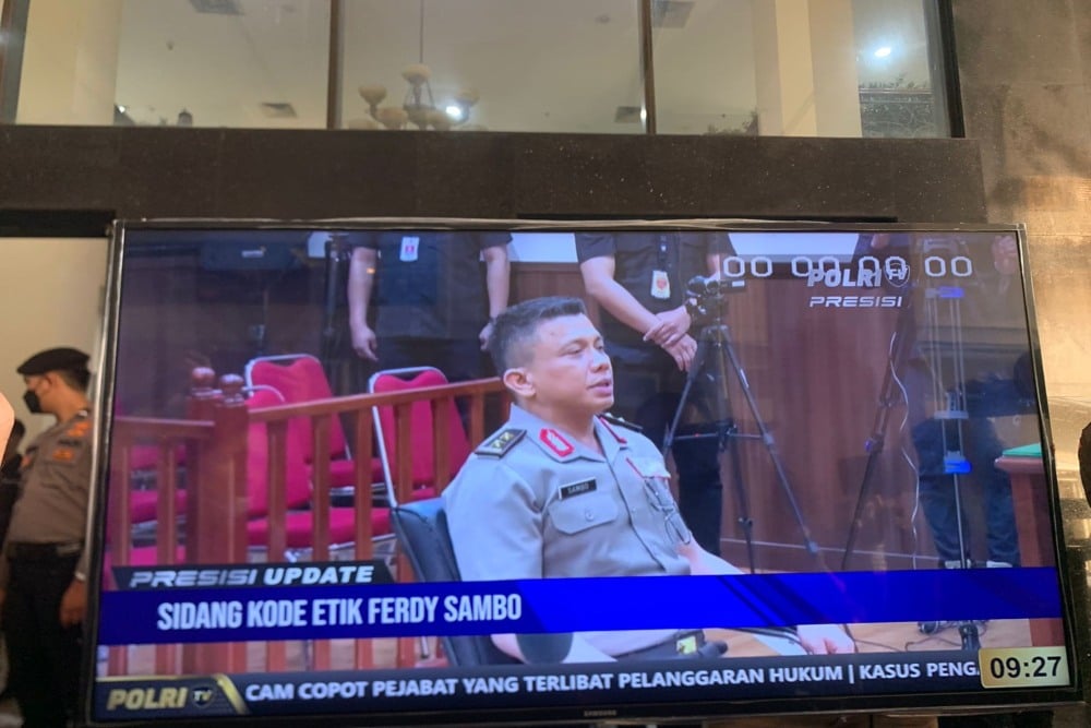  Insiden Brimob Bentak Wartawan di Sidang Etik Sambo, Polri Minta Maaf