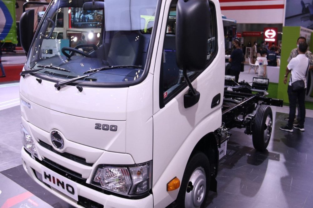  Hino Bukukan 1.127 Unit SPK Selama GIIAS 2022