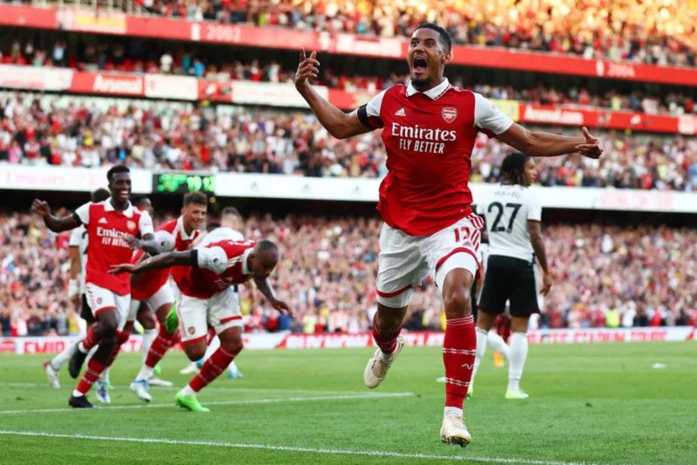  Arsenal Menang 2-1 Atas Fulham, Saling Tekan Demi Bob