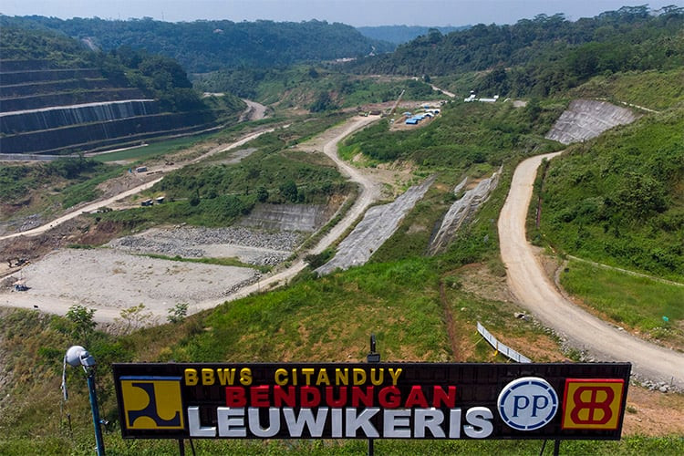  Ladang Berkah Penyelesaian Proyek Infrastruktur Dikejar Waktu