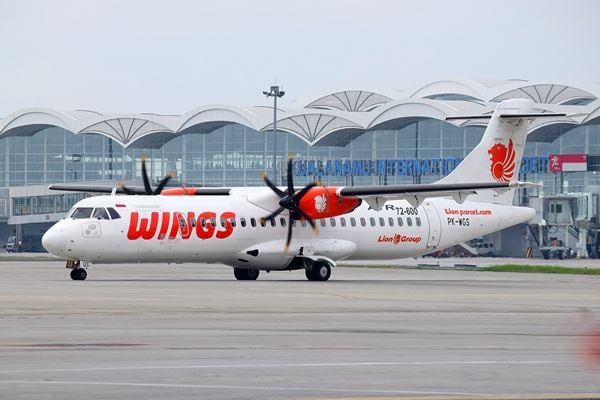 Tarif Wings Air Penerbangan Langsung Medan-Padang Tuai Polemik. Wings Air ATR 72-600 PK-WGS di Kualanamu Medan International Airport/Istimewa