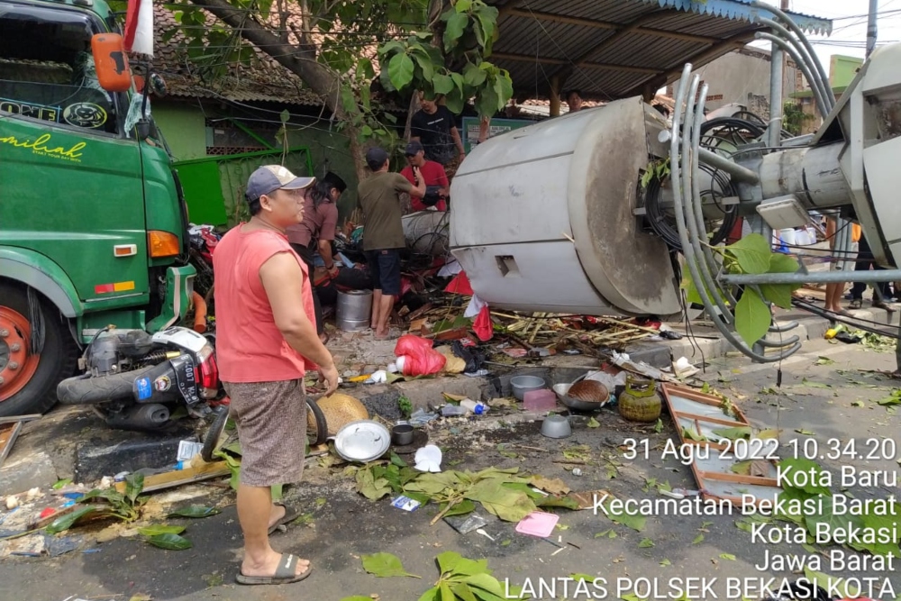  Viral di Twitter! Kecelakaan Maut Truk Dekat SD di Bekasi