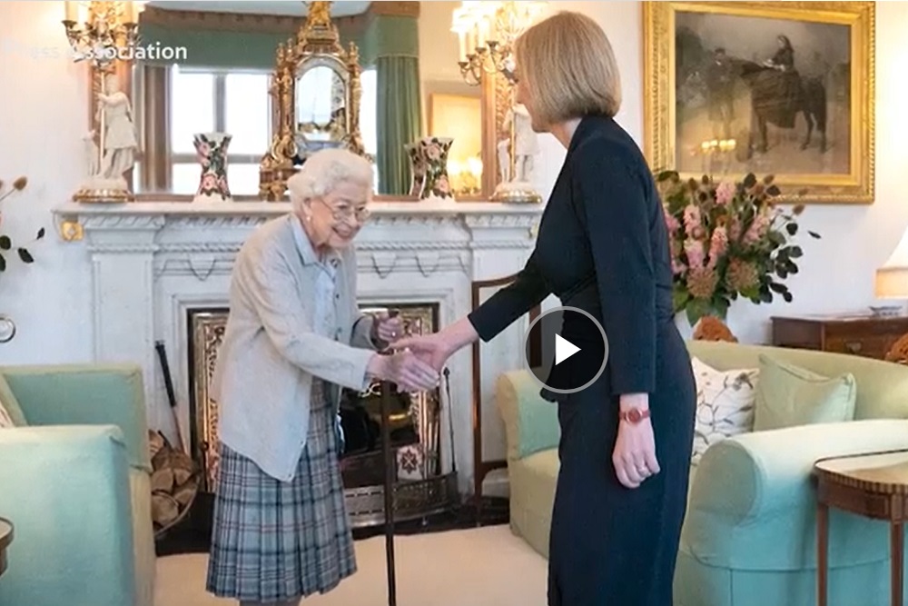 Penampilan dan Foto Terakhir Ratu Elizabeth II Sebelum Meninggal Dunia 