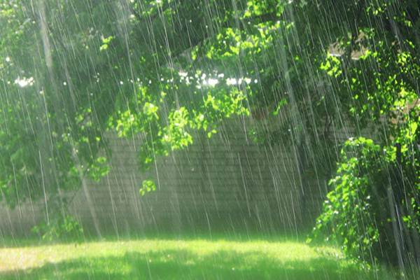 Cuaca Jakarta Hari Ini, Sabtu 10 September, Waspada Hujan Disertai Kilat dan Angin Kencang