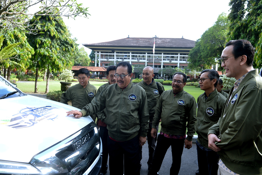  Jelajah Green Province: Bali Fokus Pengembangan PLTS