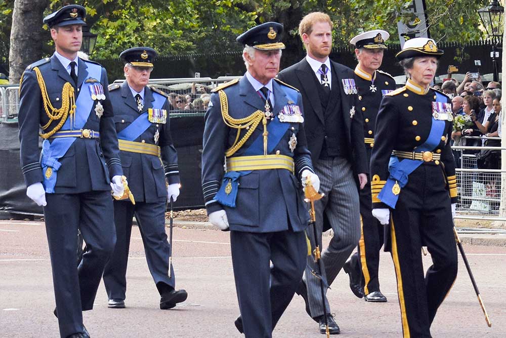  H+1 Pemakaman Ratu Elizabeth II, Raja Charles III Siap-siap Tendang Pangeran Harry dari Posisi Ini
