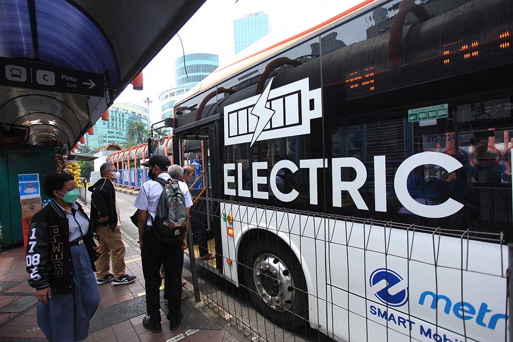 Transjakarta Akan Menambah Lebih Dari 100 Bus Listik Pada 2023