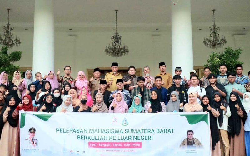  45 Pelajar di Sumbar Berkesempatan Kuliah di 5 Negara