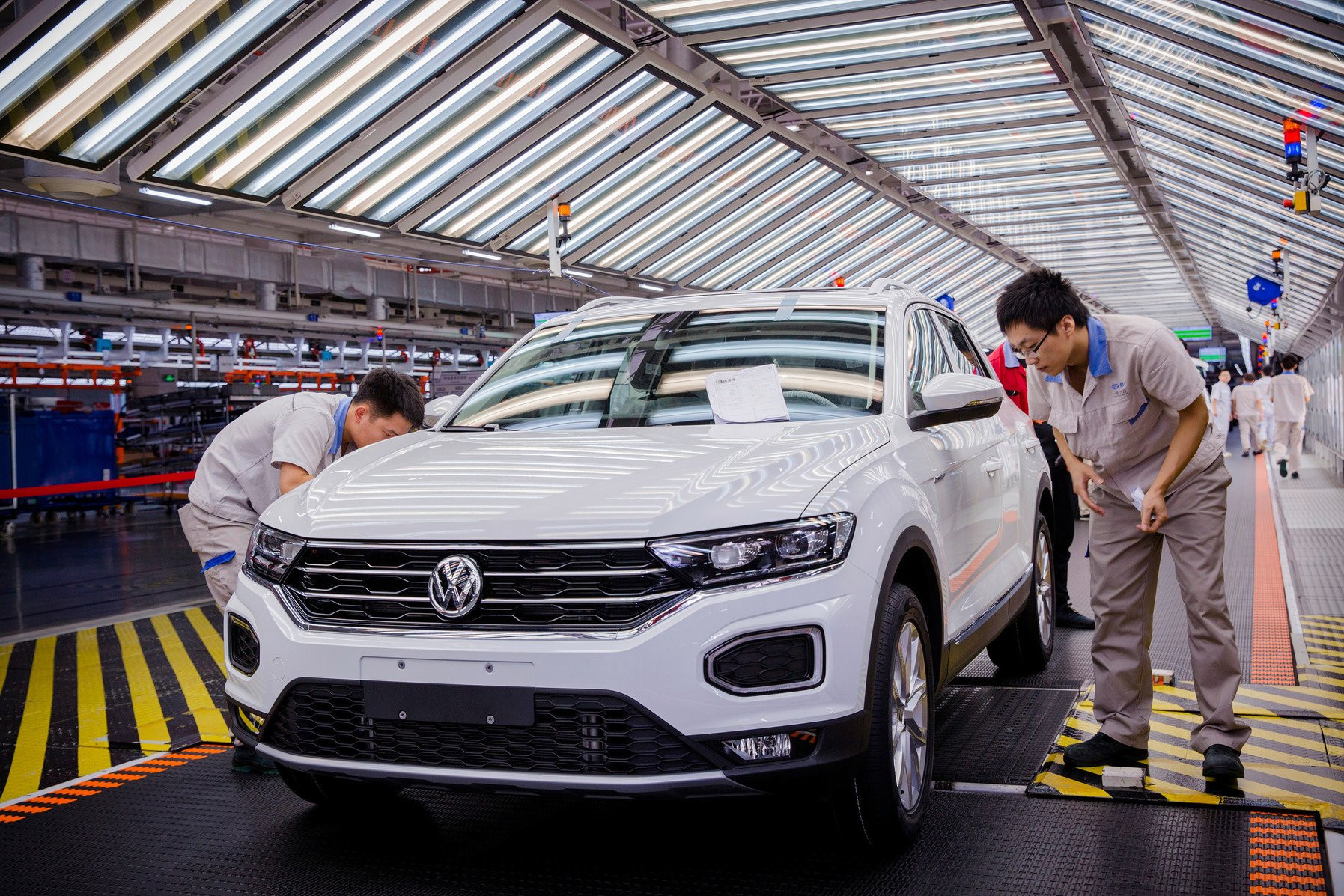  Entitas Eropa Mulai Pertimbangkan Angkat Kaki dari China