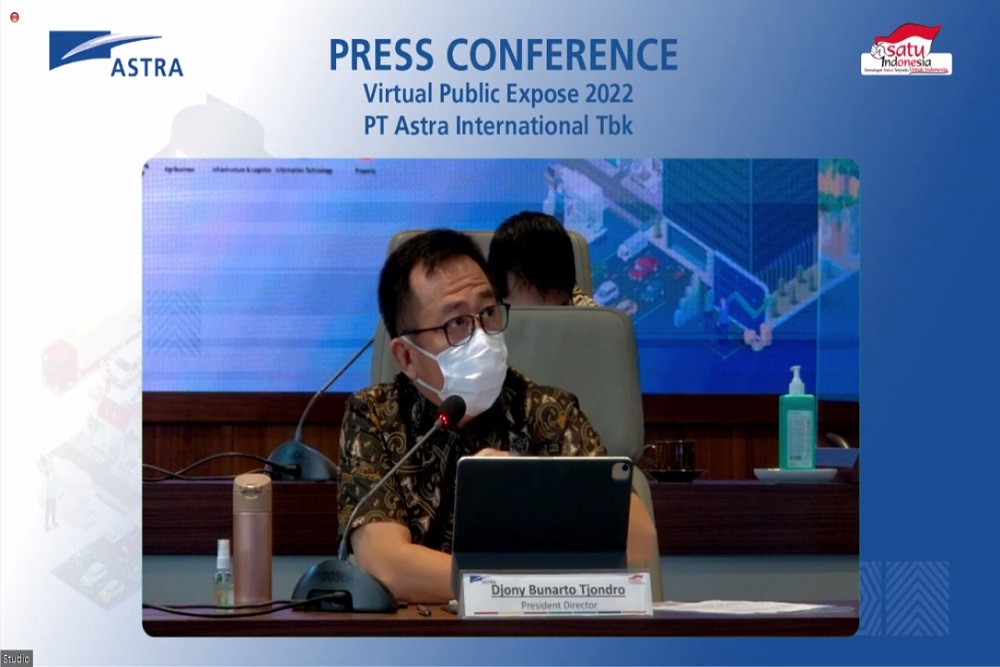Presiden Direktur PT Astra International Tbk. (ASII) Djony Bunarto Tjondro saat konferensi pers pemaparan publik, Kamis (22/9/2022)/Bisnis-Rinaldi Mohammad Azka.rnrn