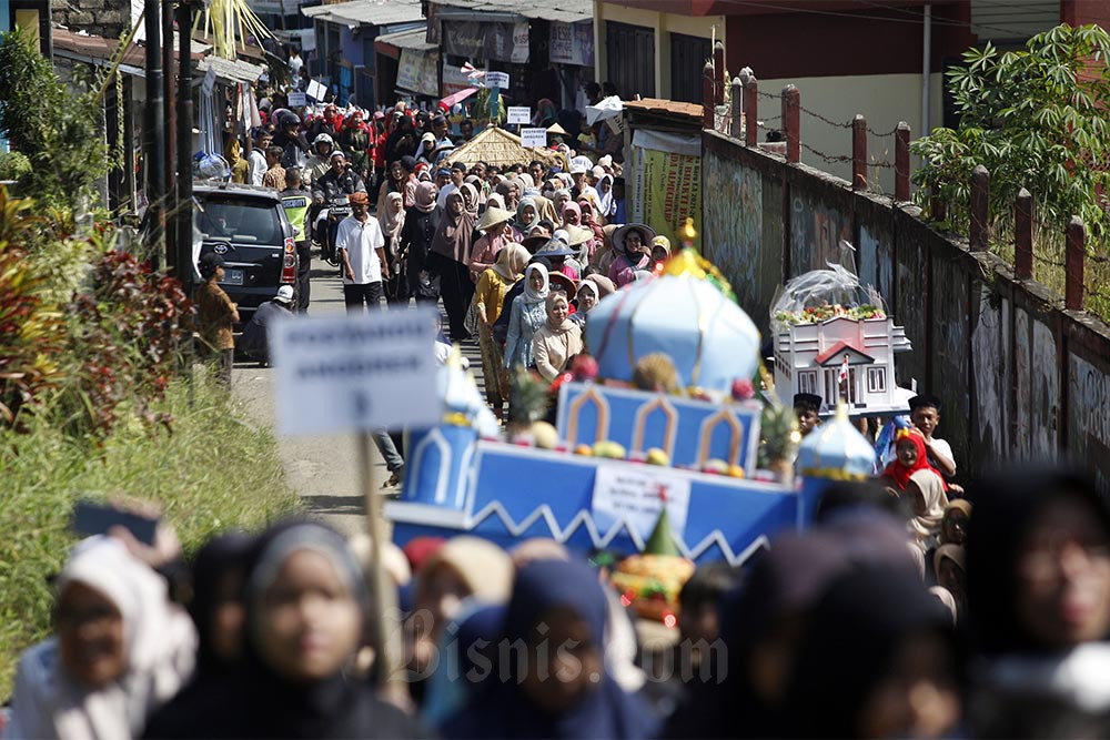  Tradisi Pawai Dongdang Dalam Rangka Menyambut Kelahiran Nabi Muhammad SAW