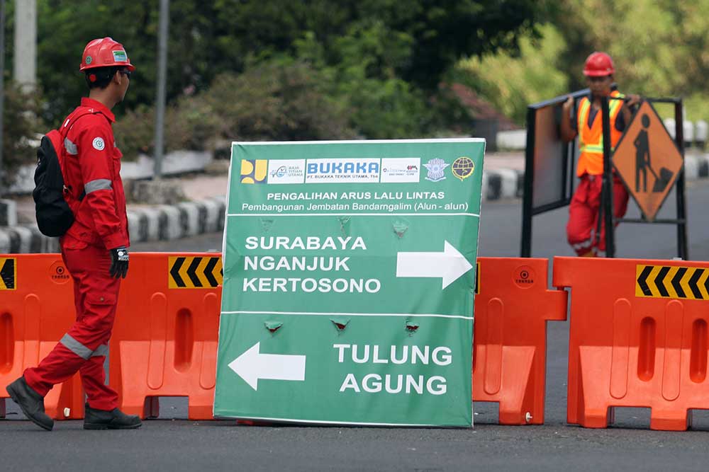  Jembatan Bandar Ngalim di Kediri Mulai Ditutup Untuk Dibangun Ulang