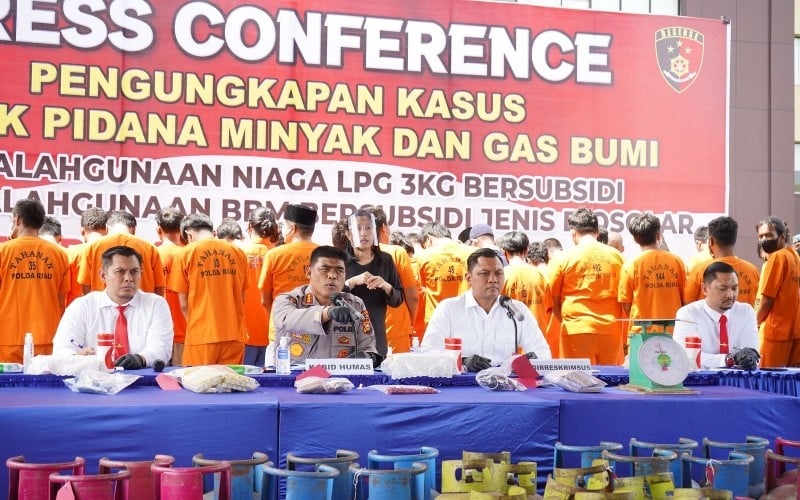  Polda Riau Ringkus Pelaku Pengoplos LPG Subsidi, Sudah Untung Rp500 Juta