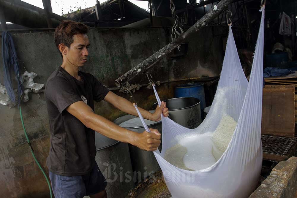  Produsen Tahu Tempe Lega, Penyaluran Selisih Harga Kedelai Dilanjutkan