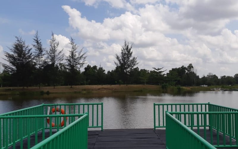 Salah satu fasilitas di Kampong Reklamasi Selinsing yang dikelola PT Timah Tbk merupakan dermaga pada danau buatan. Fasilitas tersebut berdiri di atas bekas tambang milik perusahaan/Istimewa