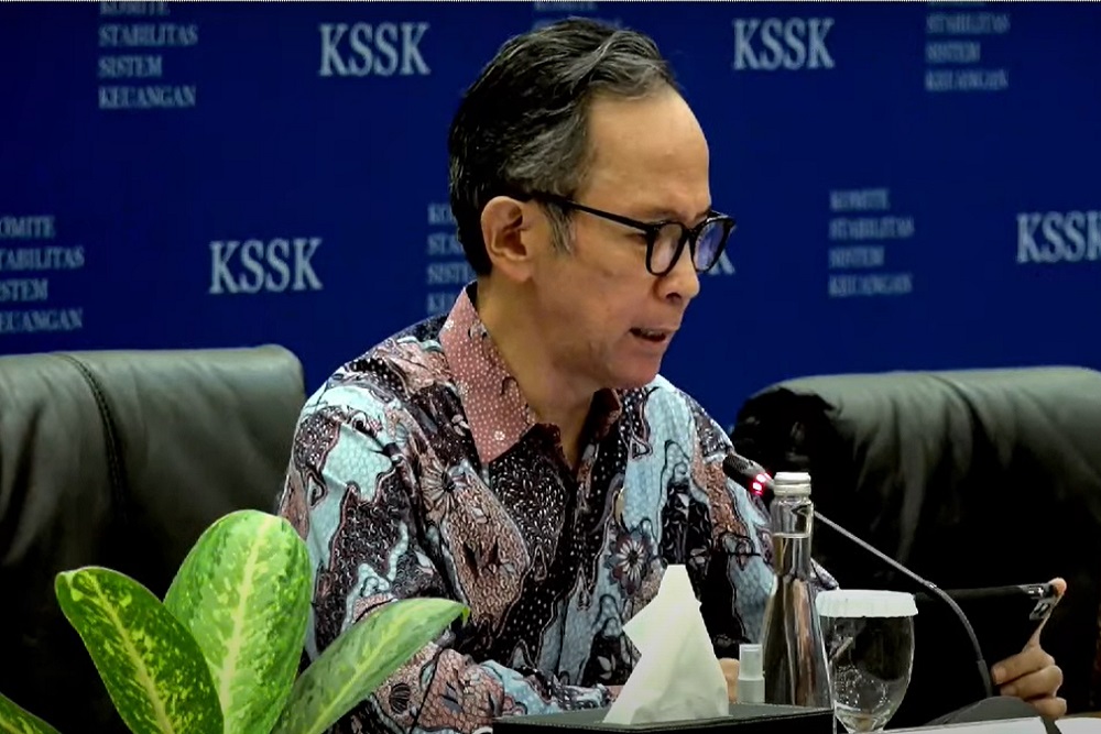 Ketua Dewan Komisioner Otoritas Jasa Keuangan (OJK) Mahendra Siregar memberikan keterangan dalam konferensi pers triwulanan KSSK di Jakarta, Senin (1/8/2022). /Youtube Kemenkeu