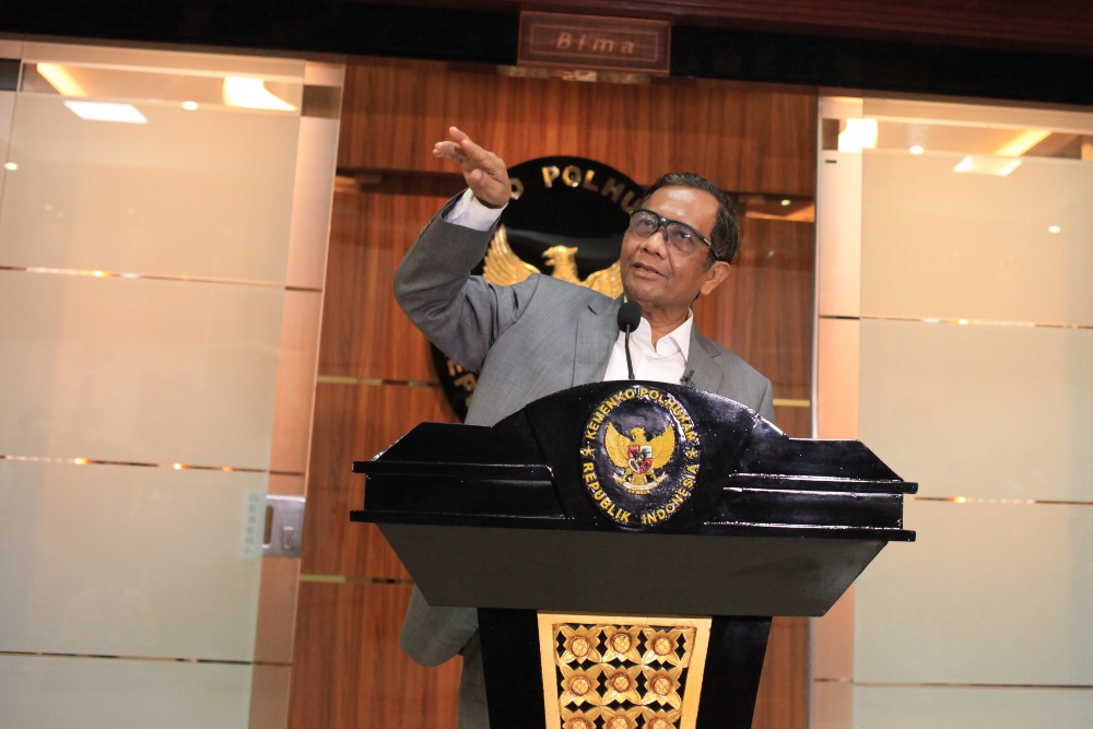  Hakim MK Aswanto Dicopot DPR, Mahfud Angkat Bicara