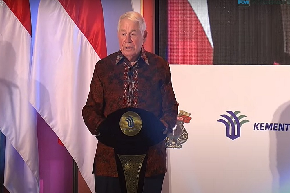 CEO Freeport-McMoran Richard C. Adkerson saat Orasi Ilmiah: Transformasi Ekonomi melalui Hilirisasi dengan Kearifan Lokal di Universitas Hasanuddin, Makassar/Youtube BKPM