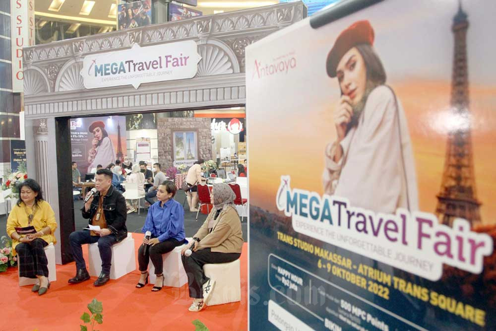  Bank Mega Bersama Antavaya Tour and Travel mengadakan Mega Travel Fair di Makassar