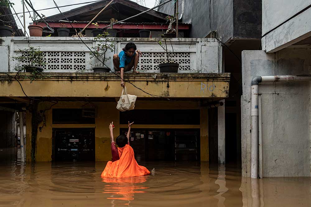  Sungai Ciliwung Meluap, Sebanyak 68 RT di Jakarta Terendam Banjir