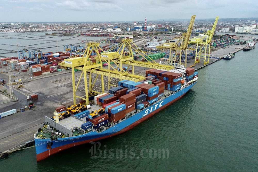  Pelindo-SPIL Percepat Digitalisasi Proses Bongkar Muat Peti Kemas