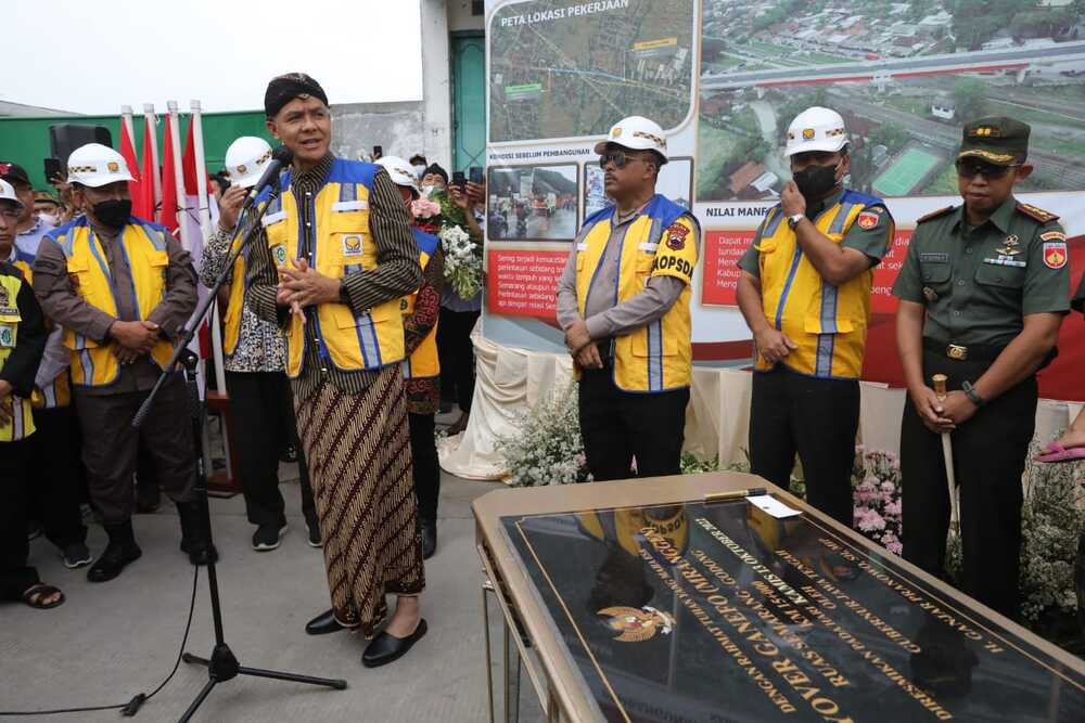  Peresmian Flyover Ganefo Tuai Protes Warga