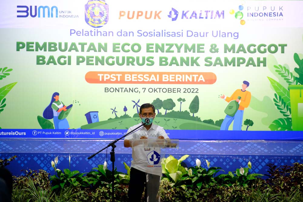  Tingkatkan Kapasitas Pengelola Bank Sampah, Pupuk Kaltim Gelar Pelatihan Daur Ulang Pembuatan Eco Enzyme dan Maggot