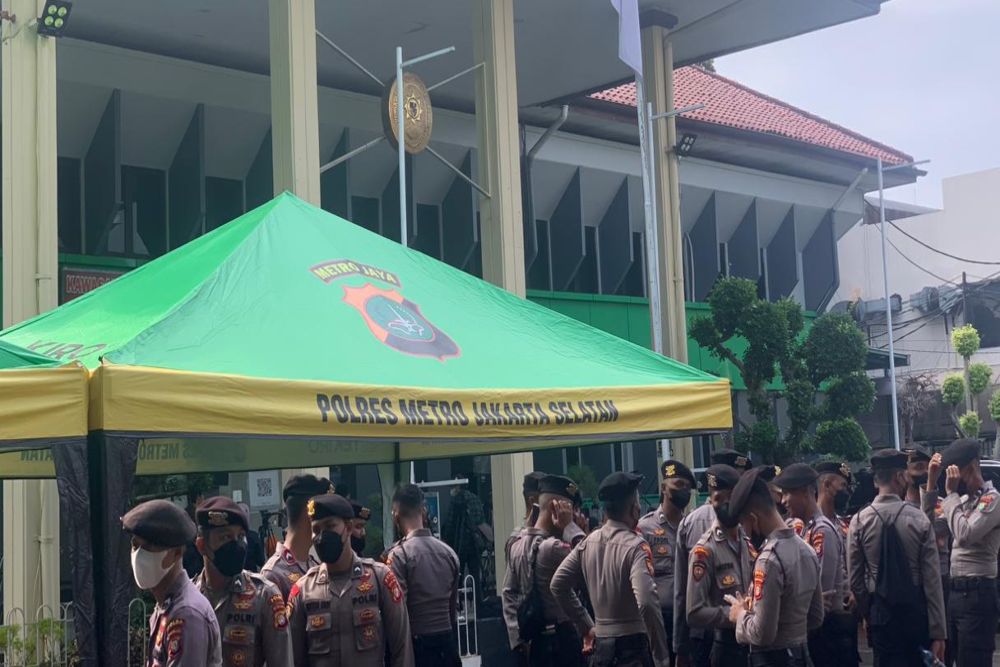  Jelang Sidang Kasus Ferdy Sambo, Ratusan Polisi Siaga di PN Jaksel