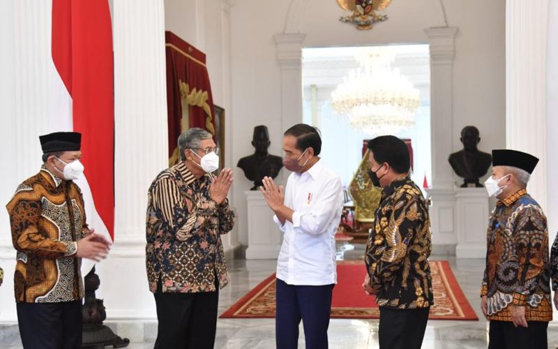  Jokowi Lantik Dewan Pengawas dan Anggota BPKH 2022-2027, Ini Daftarnya