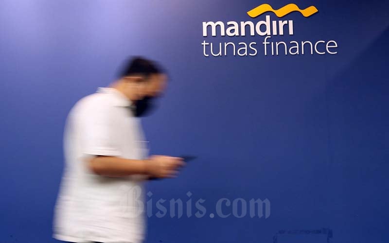 Sambut HUT ke-24 Bank Mandiri, MTF Tebar Promo Kredit Mobil Listrik! Bisnis/Eusebio Chrysnamurti
