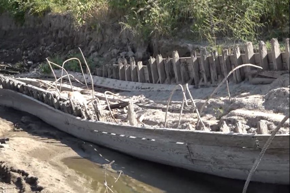  Sungai Terpanjang di Dunia Mengering, Muncul Bangkai Kapal Abad ke-19