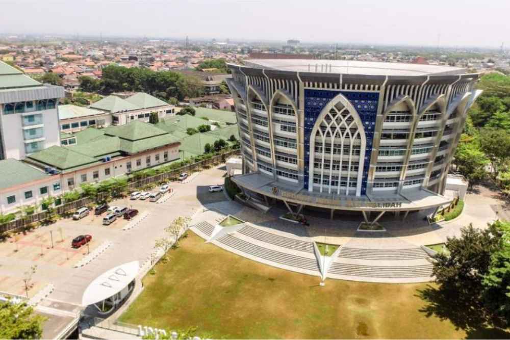 Gedung Siti Walidah Universitas Muhammadiyah Surakarta (UMS) - UMS