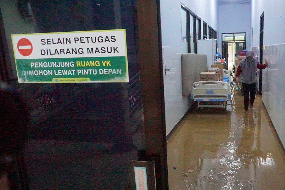  Banjir Bandang Rendam Satu Gendung RSUD dr. Soedomo di Trenggalek