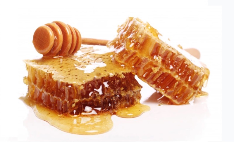 Ilustrasi madu yang ternyata bermanfaat sebagai obat alternatif/Freepik.com