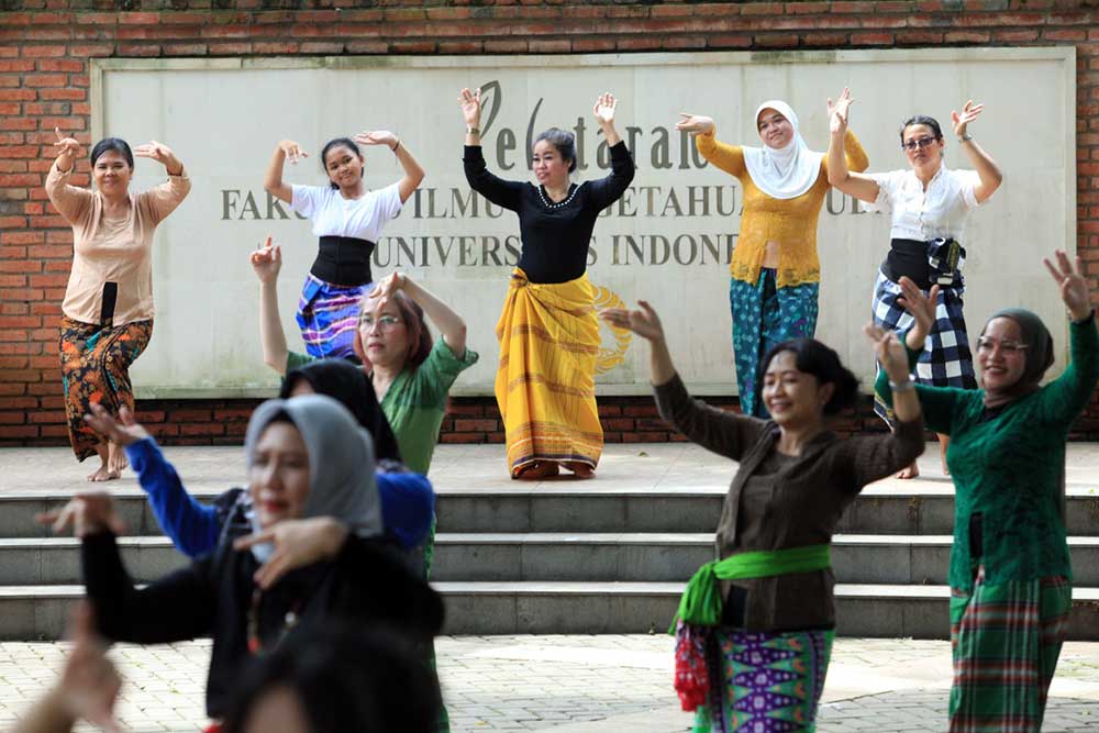  Semarak Hari Santri Nasional Bersama Komunitas Bakul Budaya FIB UI